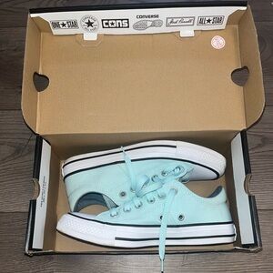 size 7 converse